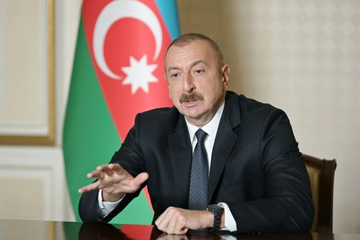 Prezident İlham Əliyev: Bu, bizimlə Ermənistan arasında olan döyüşdür və hər kəs ondan uzaqda durmalıdır