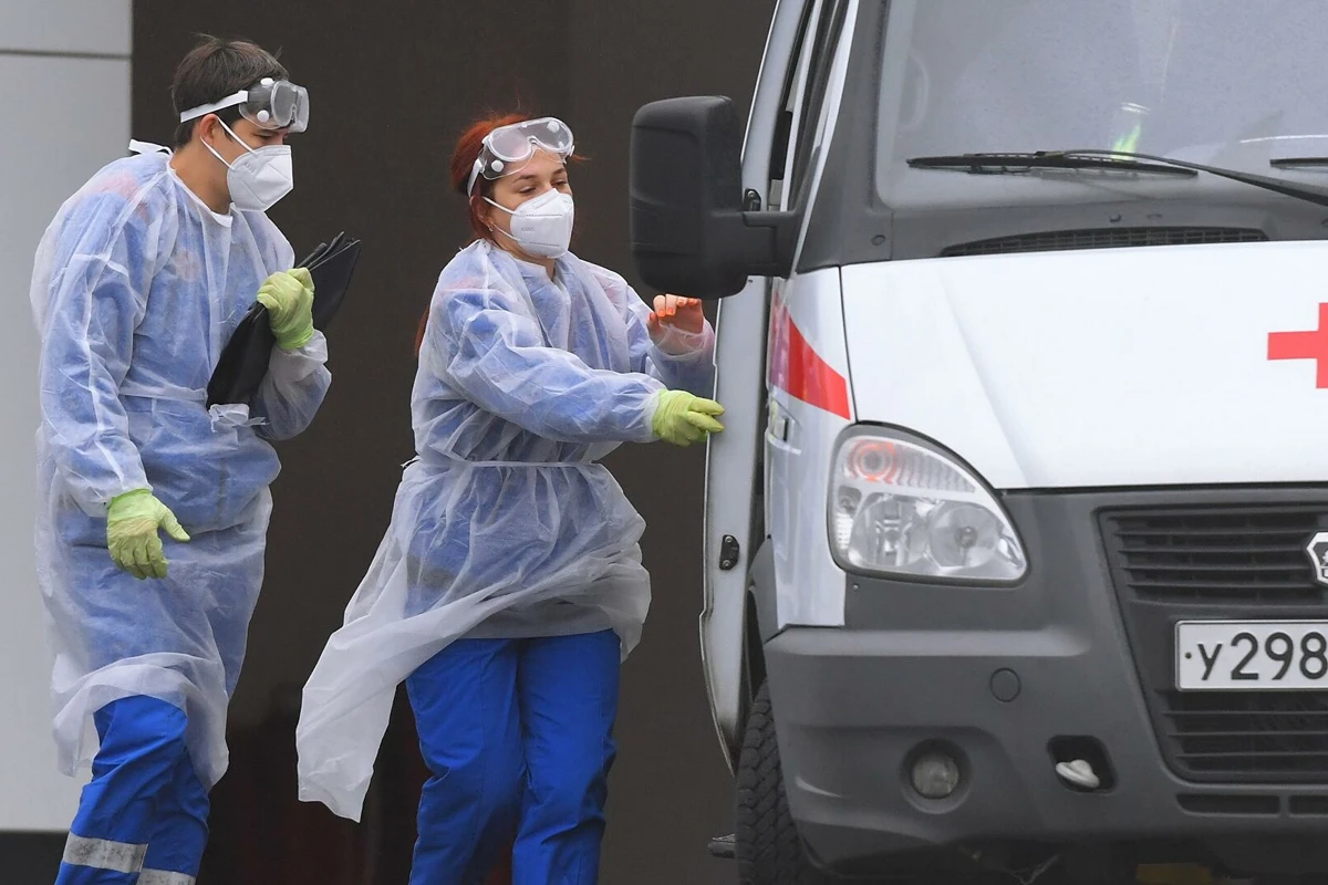 В России выявили рекордное число случаев COVID-19 за сутки В России выявили рекордное число случаев COVID-19 за сутки