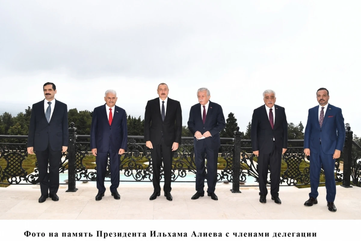 Президент Ильхам Алиев принял делегацию во главе с Бинали Йылдырымом - ФОТО
