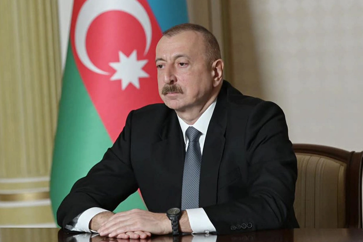 Xarici medianı cavabları ilə susduran prezident - VİDEO
