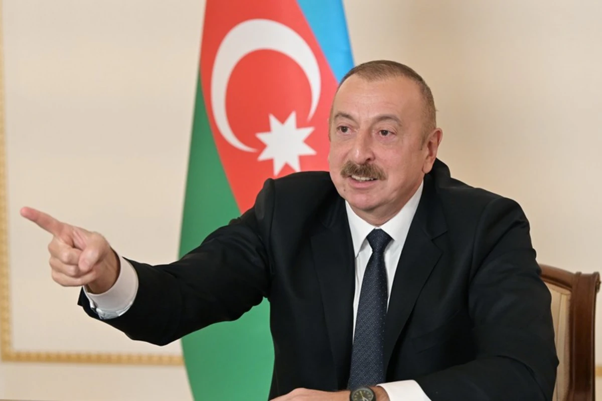İlham Əliyev: O, Putinə gündə beş dəfə zəng edir