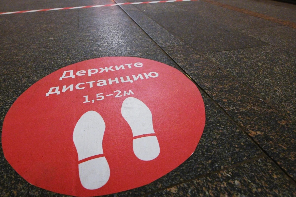 Дистанция в 1,5 метра не спасает от коронавируса