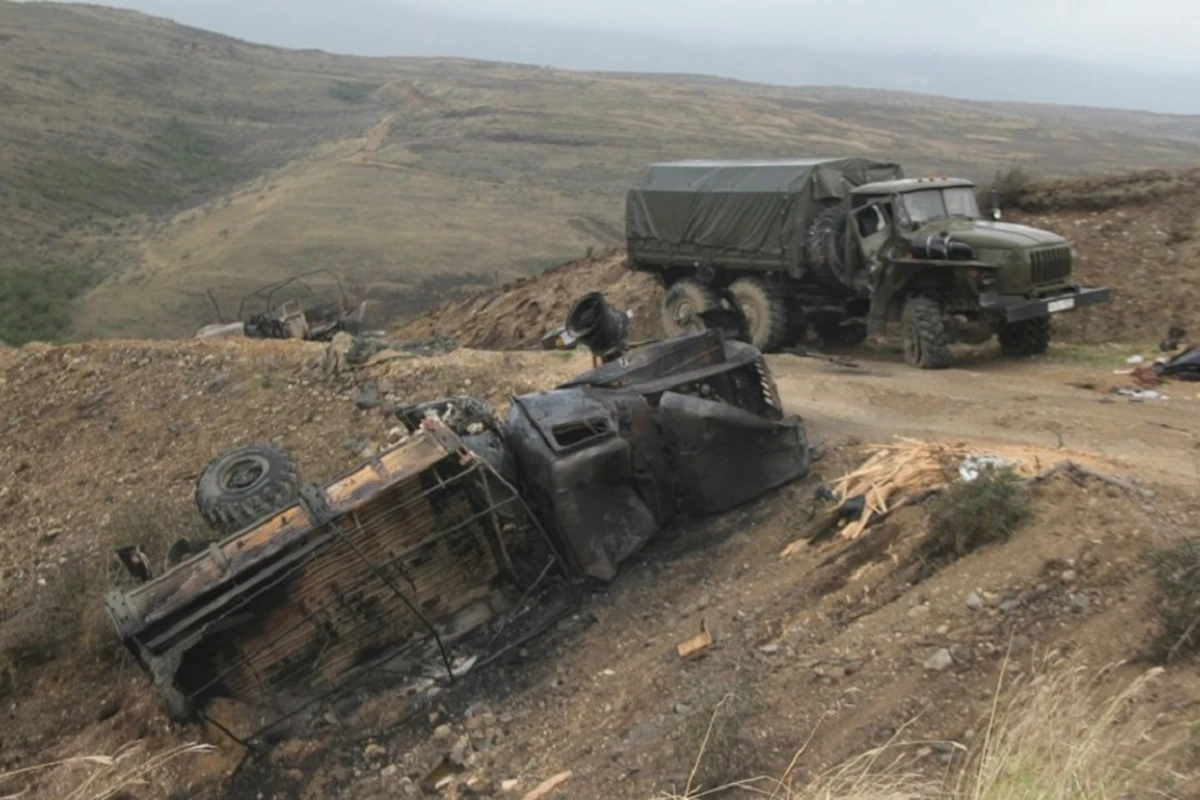 Xocalıdan Xankəndi istiqamətində hərəkət edən düşmən texnikası məhv edilib - RƏSMİ