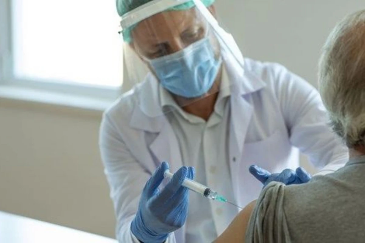 ABŞ-ın təqdim etdiyi koronavirus peyvəndi 90 faizdən çox insanda müsbət nəticə göstərdi ABŞ-ın təqdim etdiyi koronavirus peyvəndi 90 faizdən çox insanda müsbət nəticə göstərdi