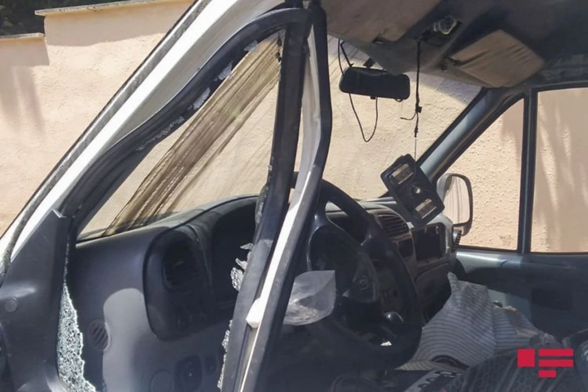 В Гёйчайском районе столкнулись два автомобиля, 4 человека получили травмы
