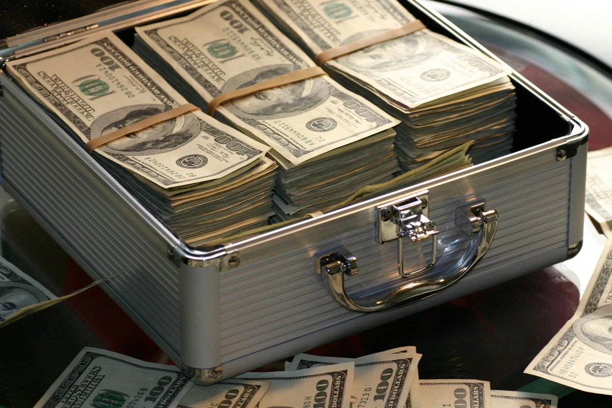 Геворк Костанян: Армении придется выплатить Азербайджану более 50 млрд. долларов