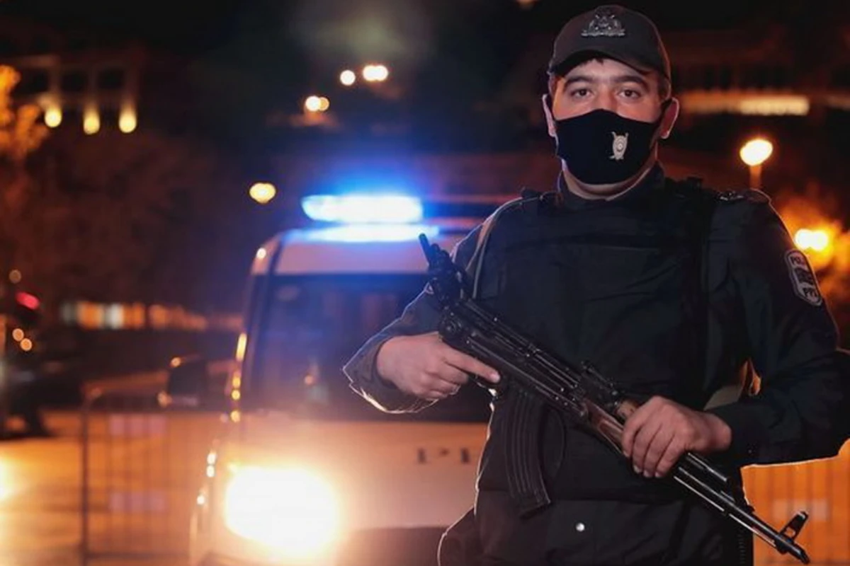 Когда в Азербайджане отменят комендантский час? Когда в Азербайджане отменят комендантский час?