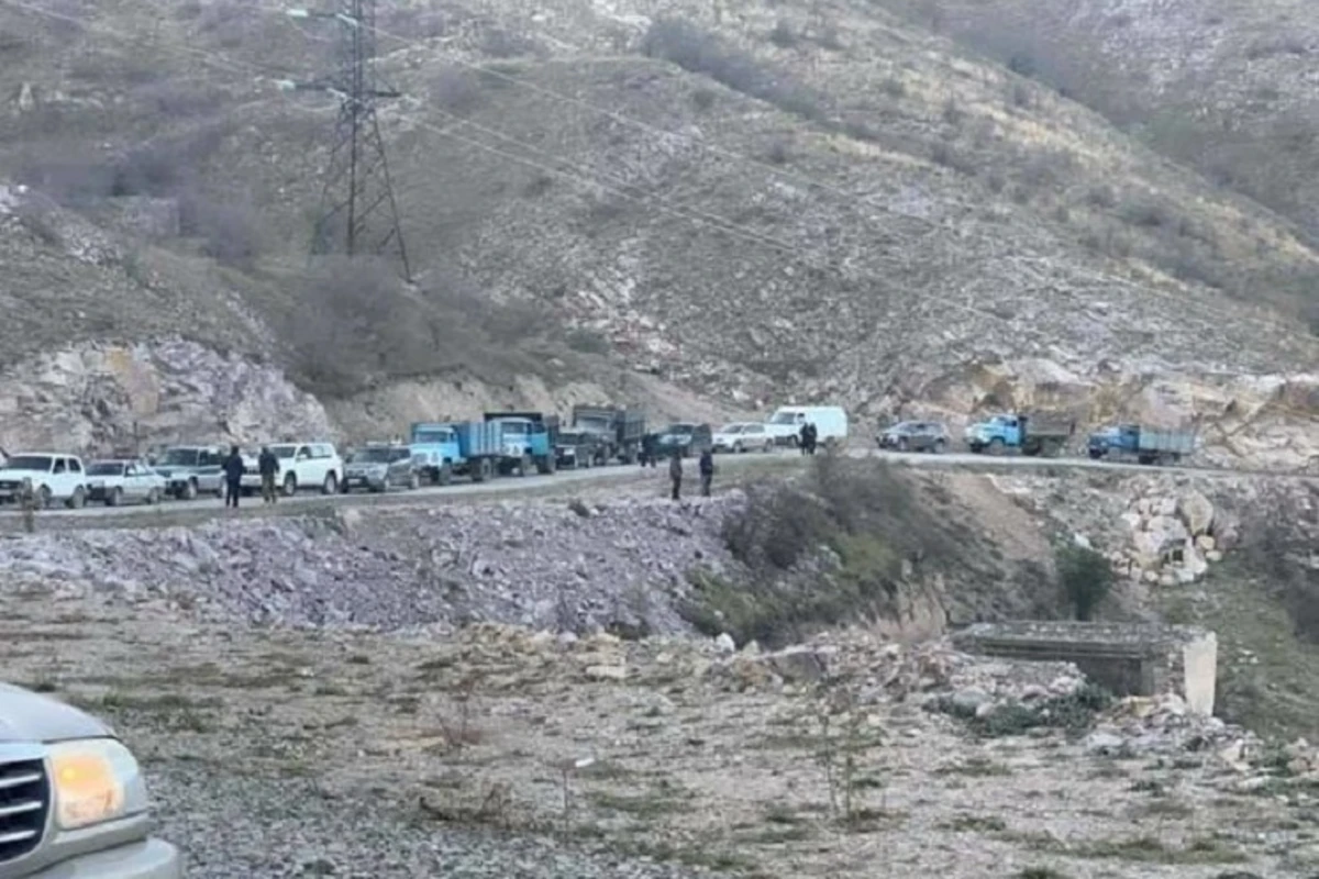 Ermənilər gün ərzində Kəlbəcəri tərk etməkdə davam edib - FOTO