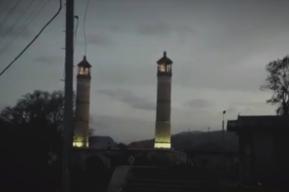 “Azərişıq” ASC Şuşa məscidini elektrik enerjisi ilə təchiz edib - VİDEO “Azərişıq” ASC Şuşa məscidini elektrik enerjisi ilə təchiz edib - VİDEO