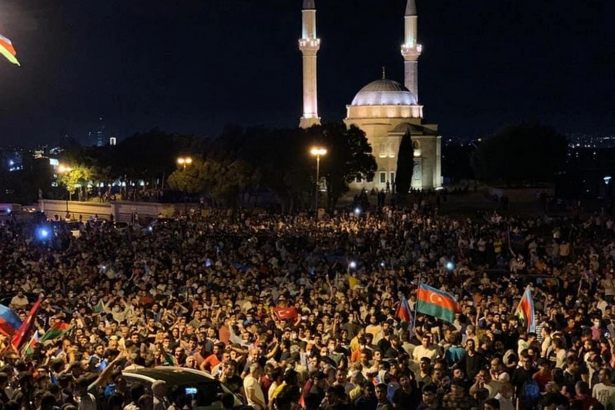 AXCP funksionerləri ev dustaqlığına buraxılıb
