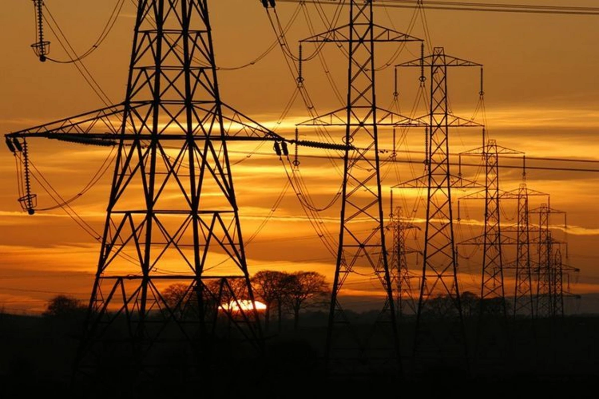 Leysan Xaçmazda fəsadlar törədib - Elektrik enerjisinin verilişi dayandırılıb