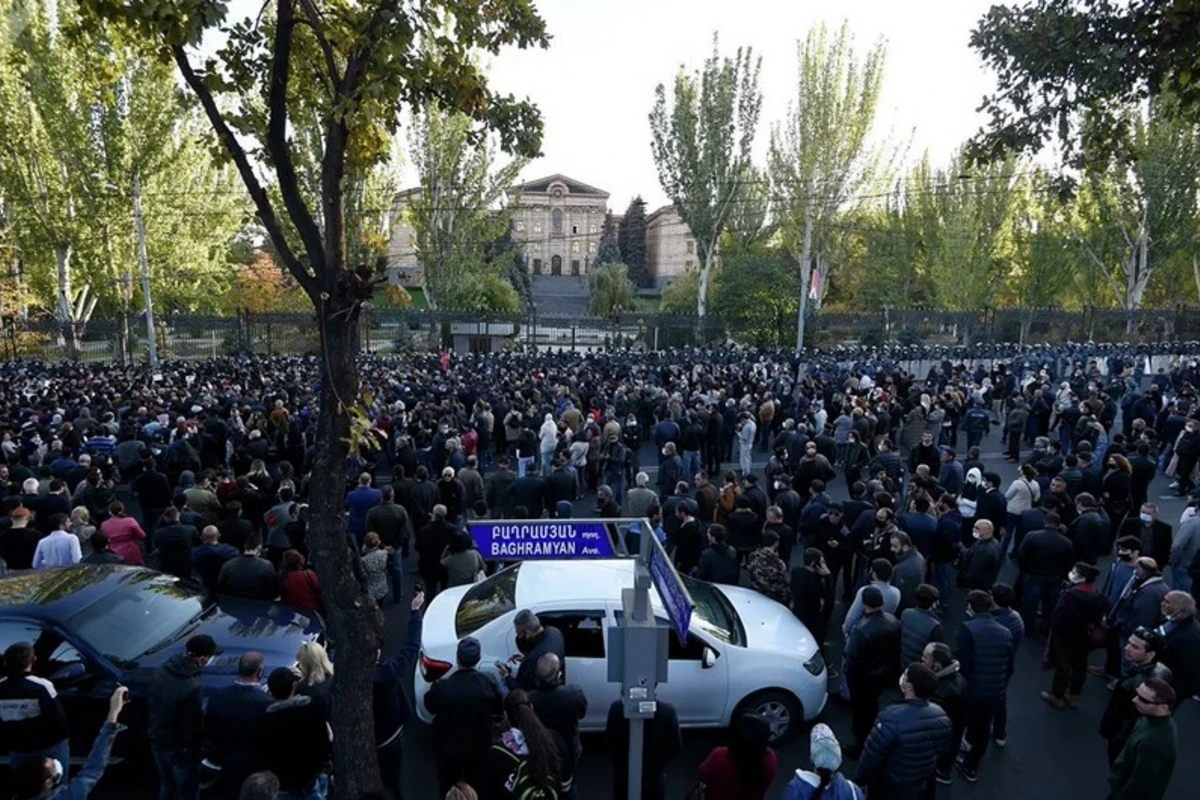 Ermənistan müxalifəti Nikol Paşinyanın istefasını tələb edir