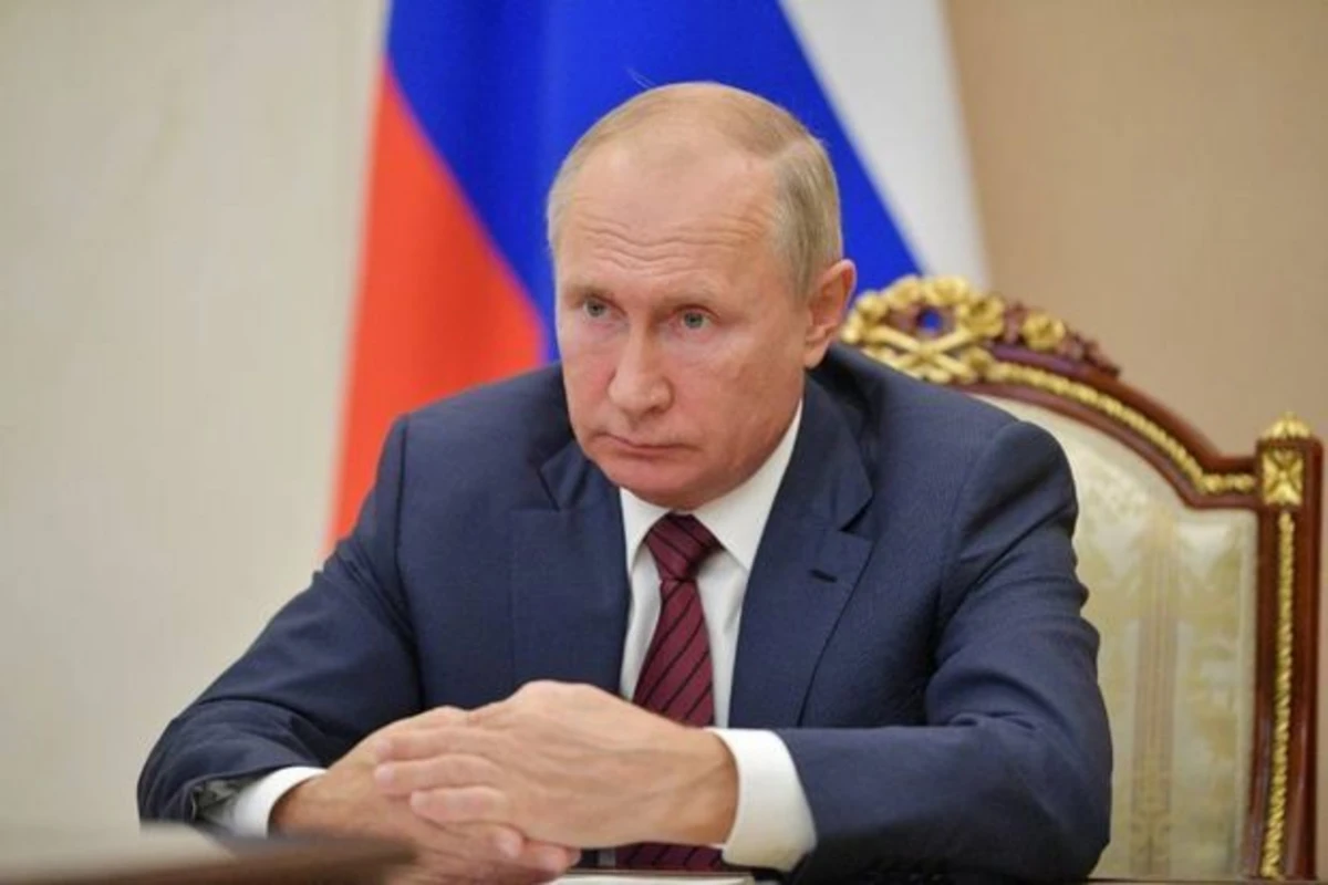 Vladimir Putin: “Azərbaycan beynəlxalq hüquq baxımından öz torpaqlarını qaytarır” - VİDEO