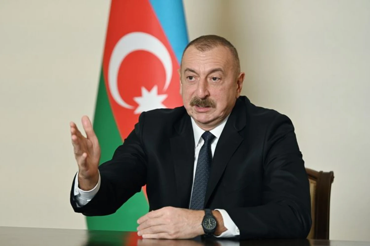 Azərbaycan Prezidenti: “Ermənistan silahlı qüvvələri bizim yaşayış məntəqələrinə hücum etdilər və onlara layiqli cavab verməli olduq” Azərbaycan Prezidenti: “Ermənistan silahlı qüvvələri bizim yaşayış məntəqələrinə hücum etdilər və onlara layiqli cavab verməli olduq”