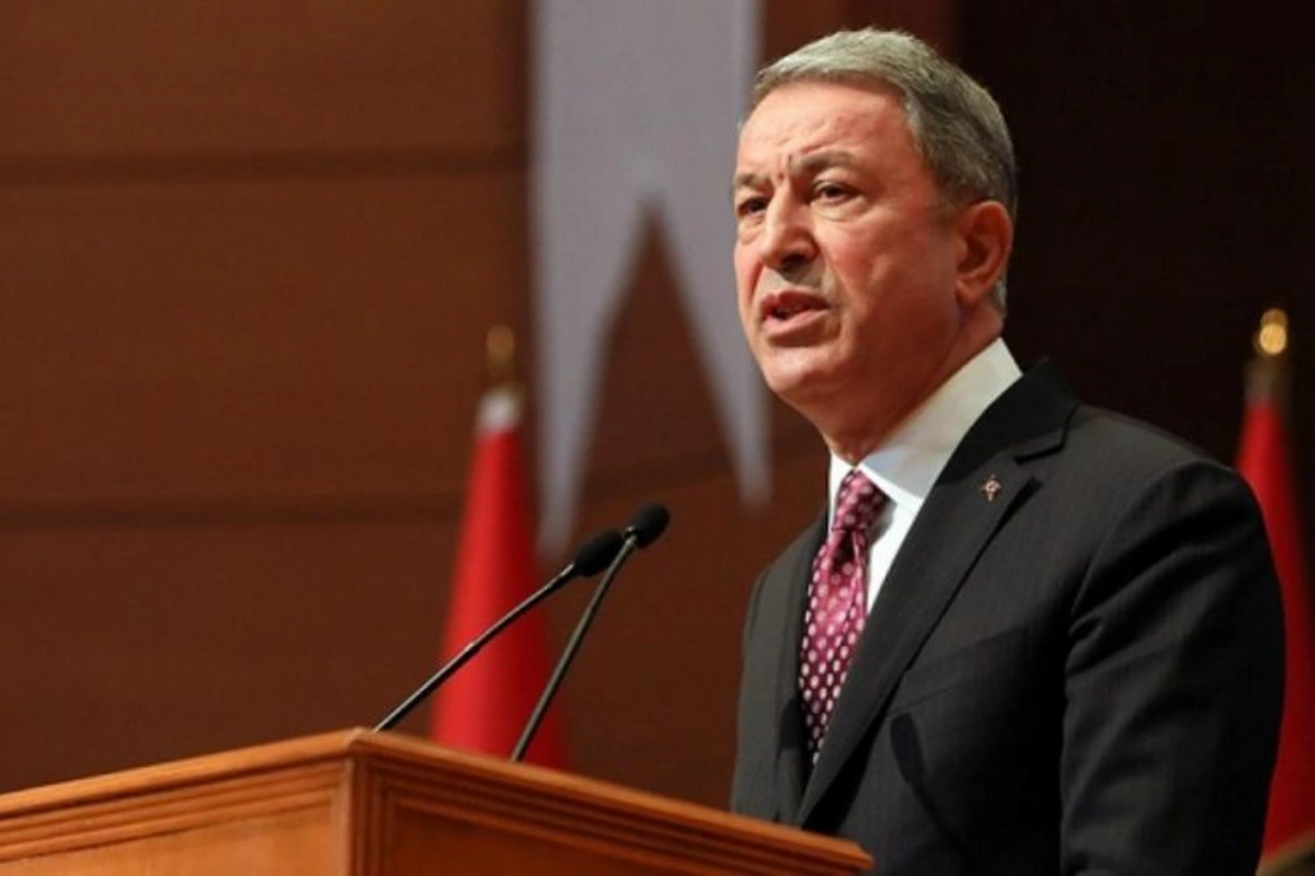 Hulusi Akar: “Türkiyə hərbçiləri azad edilmiş ərazilərin minalardan təmizlənməsinə yardım edəcəklər” Hulusi Akar: “Türkiyə hərbçiləri azad edilmiş ərazilərin minalardan təmizlənməsinə yardım edəcəklər”