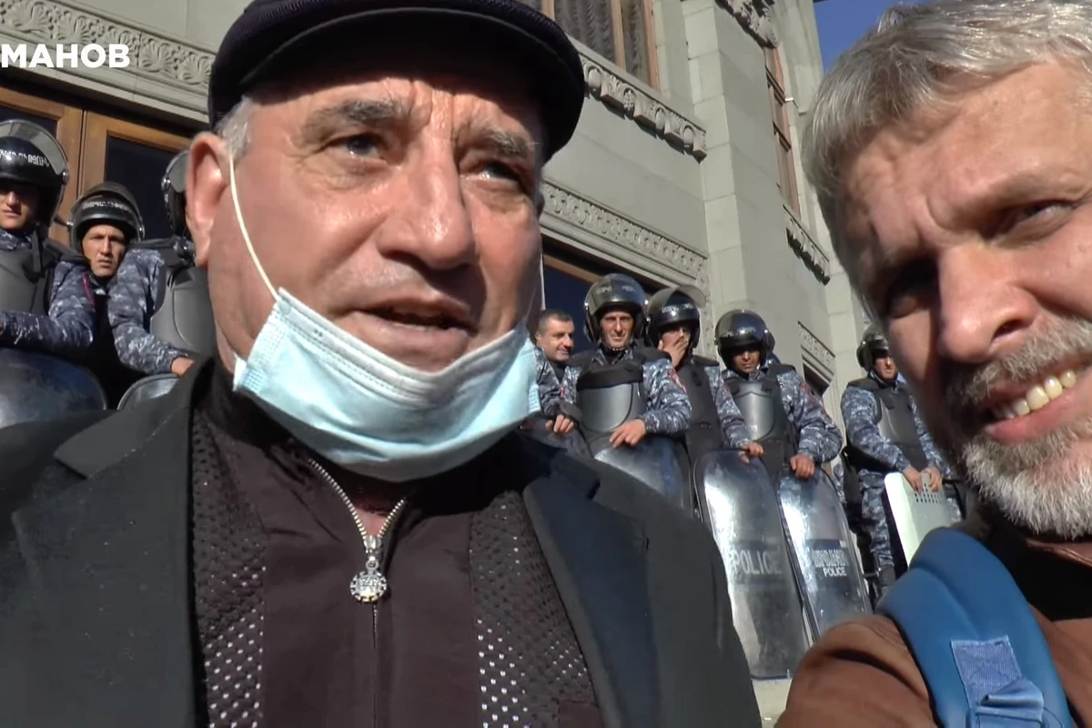 Армяне негодуют: Пашинян, почему ты сразу не отдал земли, в первый-второй день войны?! - ВИДЕО