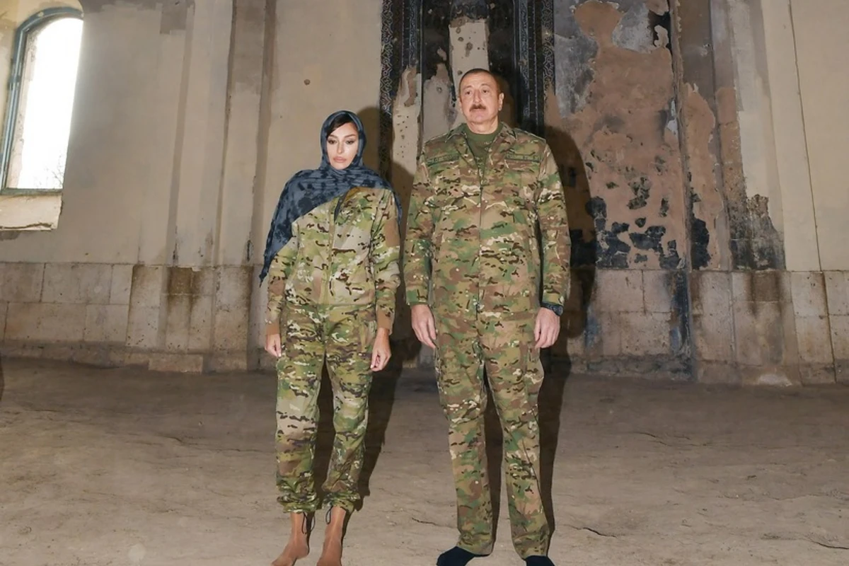 Prezident İlham Əliyev və birinci xanım Mehriban Əliyeva işğaldan azad edilmiş Ağdam şəhərində olublar - FOTO