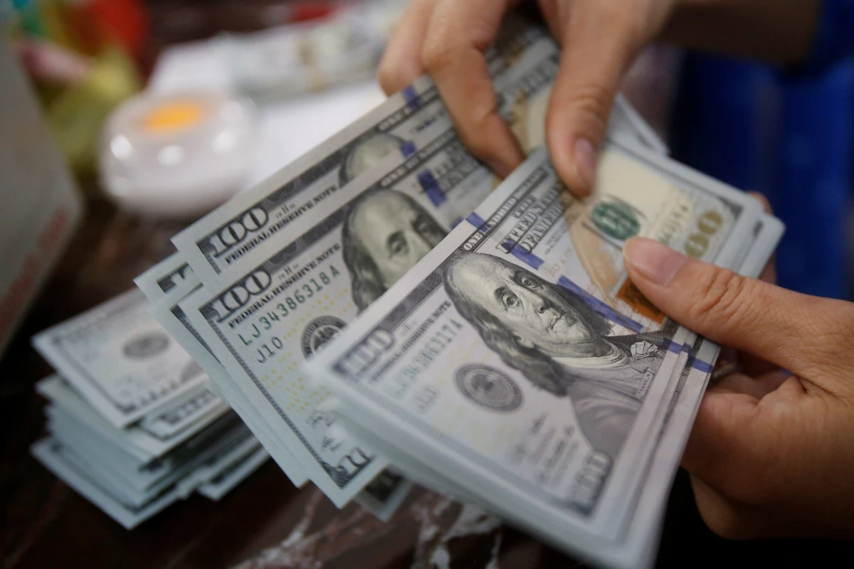 Azərbaycanda 2 milyon dollarlıq qrant - FOTO