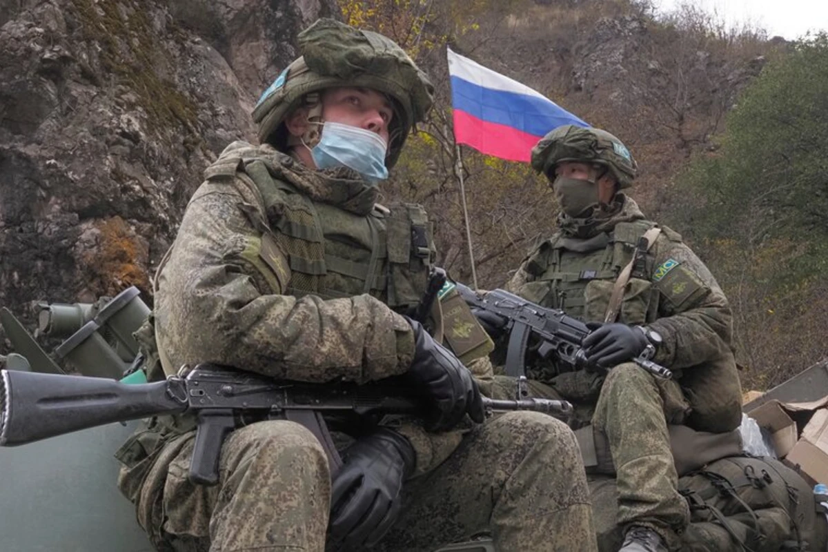 Что азербайджанцы думают о российских миротворцах в Нагорном Карабахе? - ВИДЕО