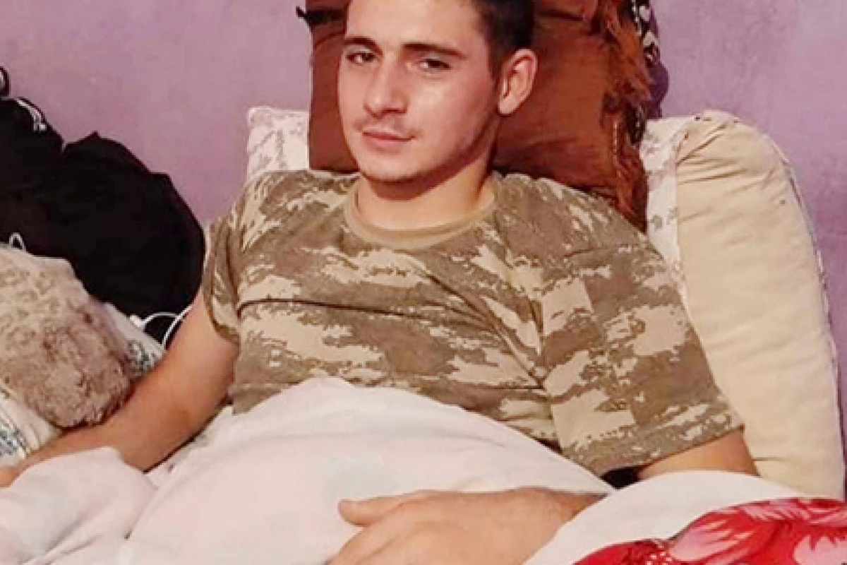 Nazirlik vaqonda yaşayan qazimizin ailəsinə ev tikməyi öhdəsinə götürdü - FOTO