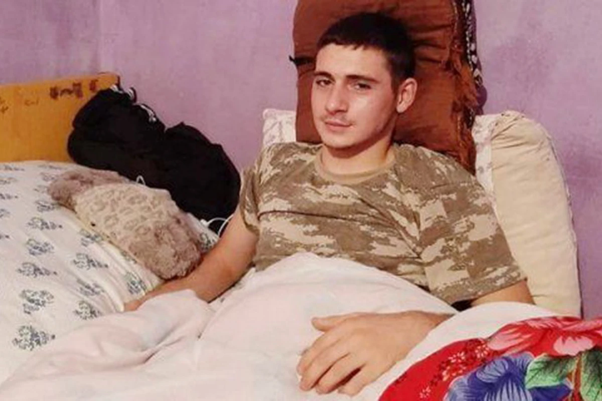 Министерство окажет помощь семье солдата, получившего на войне осколочные ранения - ФОТО