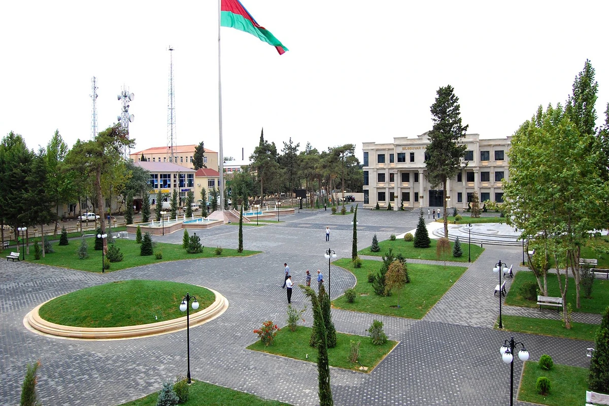 Həbs edilən icra başçısının işçiləri eyni gündə öldü