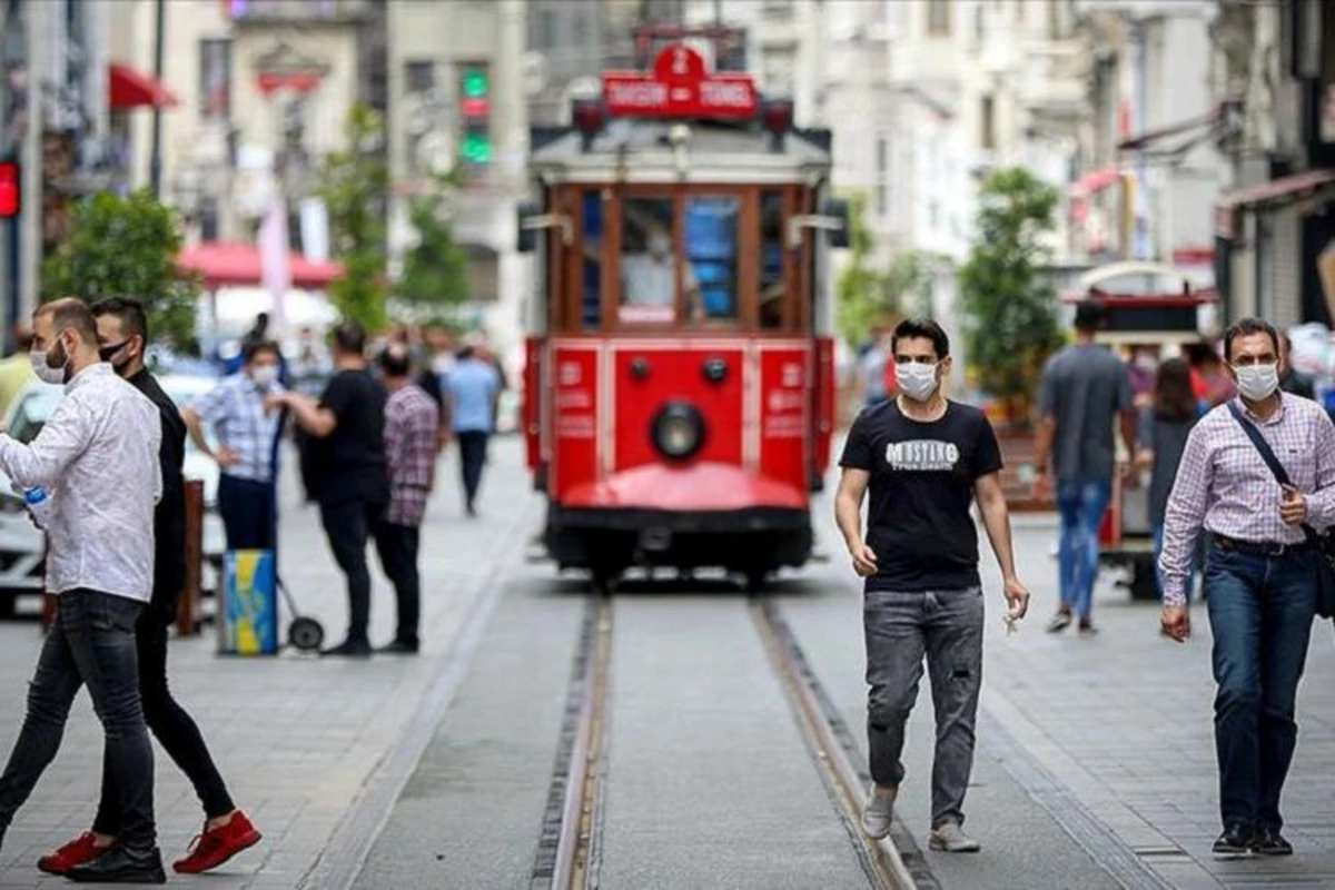 Türkiyədə karantin sərtləşdirildi - Küçəyə çıxmaq qadağası yenidən qüvvəyə minir Türkiyədə karantin sərtləşdirildi - Küçəyə çıxmaq qadağası yenidən qüvvəyə minir