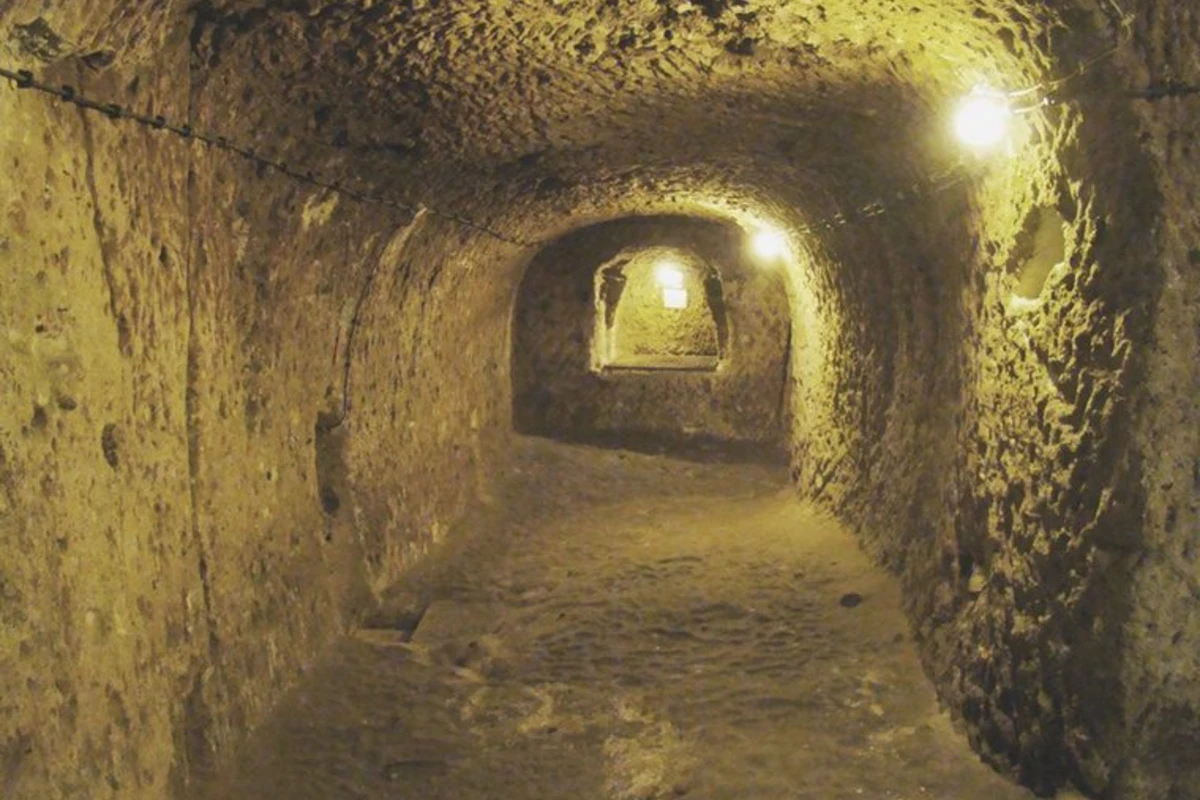 Qarabağda erməni vandalizmi əsgərimizi dəhşətə gətirdi: Yeraltı tunellər, güllələnmiş fərarilər... - FOTO Qarabağda erməni vandalizmi əsgərimizi dəhşətə gətirdi: Yeraltı tunellər, güllələnmiş fərarilər... - FOTO