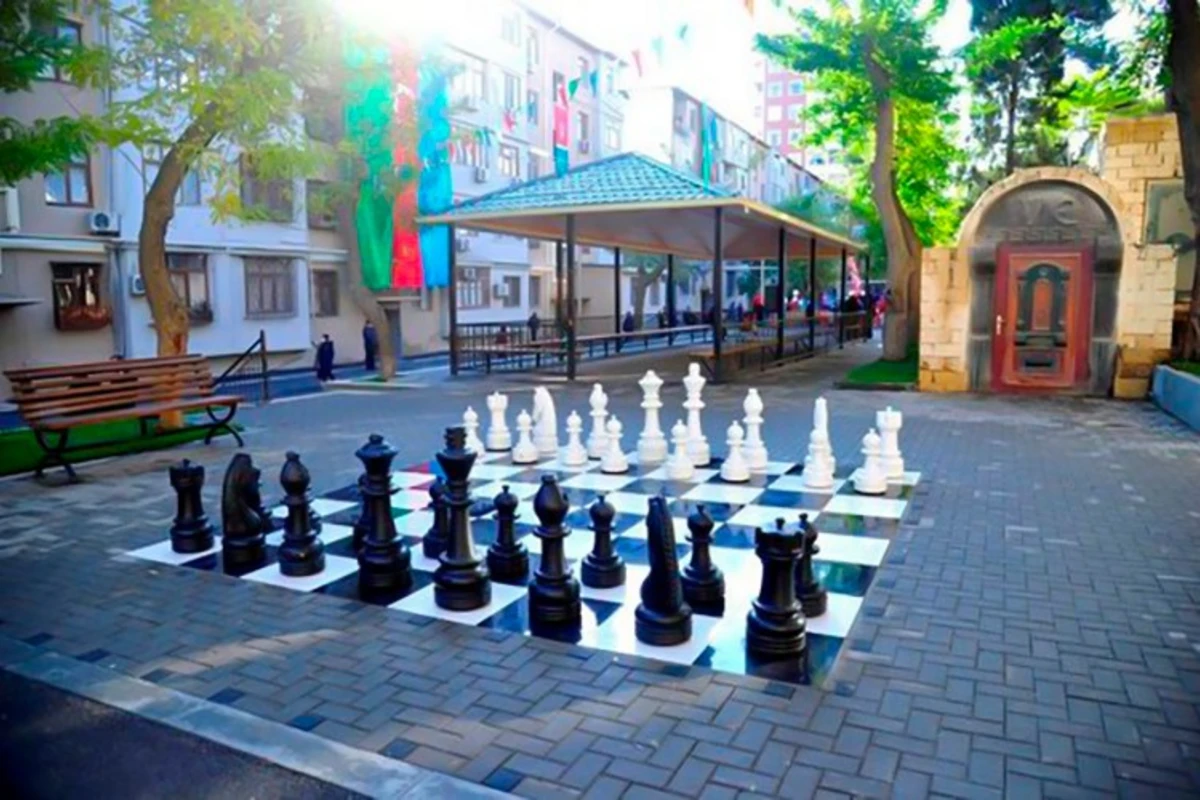В Баку благоустроен очередной двор - ФОТО