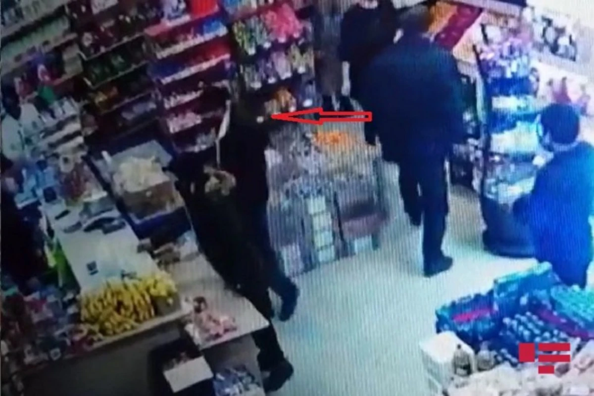 Polislər koronaviruslu taksi sürücüsünü bu yolla iş başında yaxaladı - VİDEO