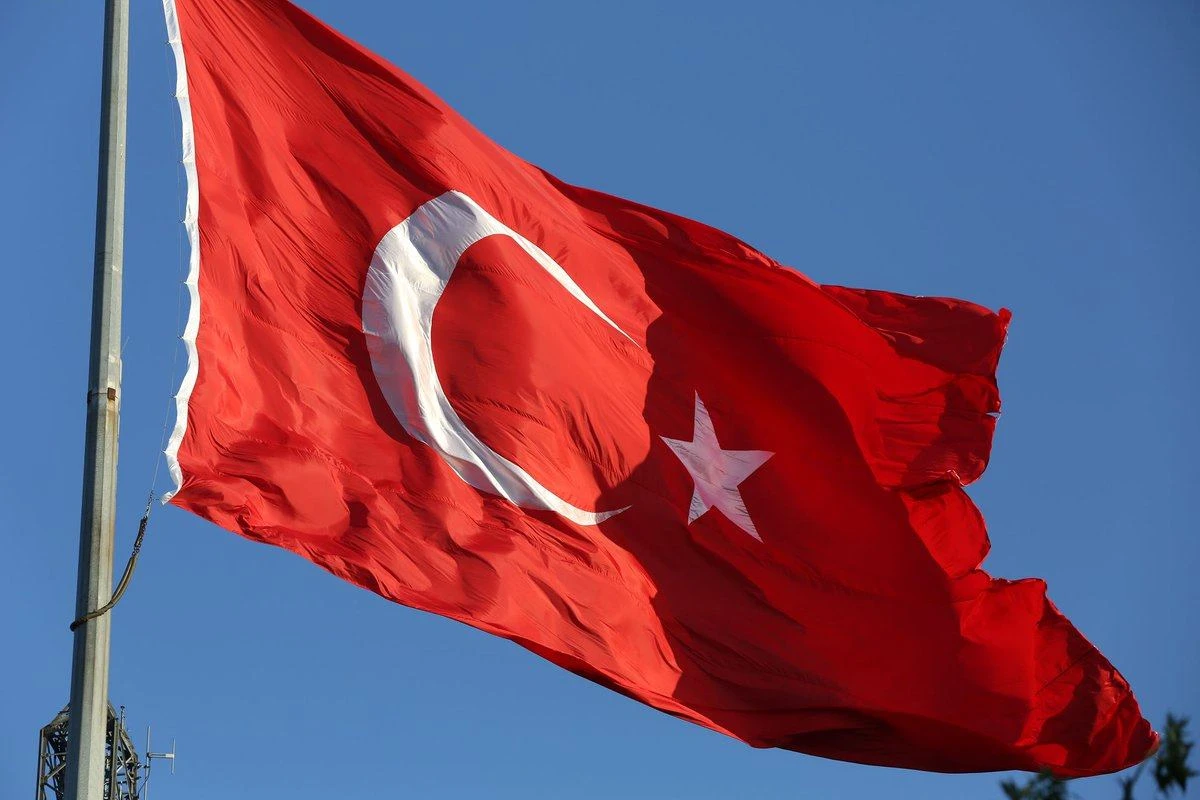 Türkiyə səfirliyi Azərbaycan xalqına başsağlığı verib - FOTO Türkiyə səfirliyi Azərbaycan xalqına başsağlığı verib - FOTO