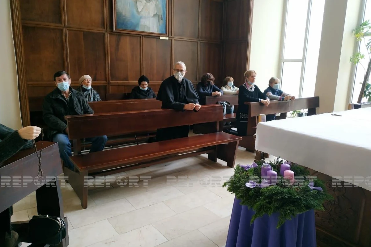 “Müqəddəs Məryəm” kilsəsində şəhidlərin anım mərasimi keçirilib - FOTO