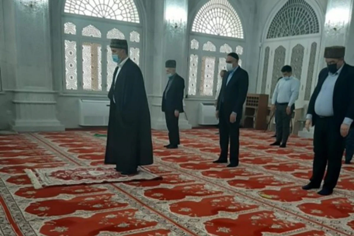 Şəhidlərimizin xatirəsi Bibiheybət məscidində yad olunub - FOTO