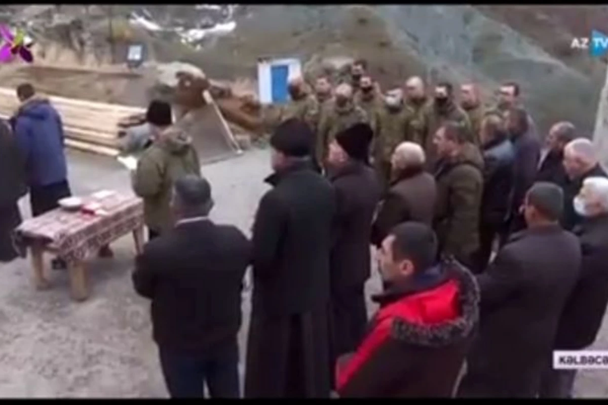 Kəlbəcərin Xudavəng monastrında ibadət etmək istəyən udilərin erməni keşişlərlə mübahisəsi yarandı - VİDEO