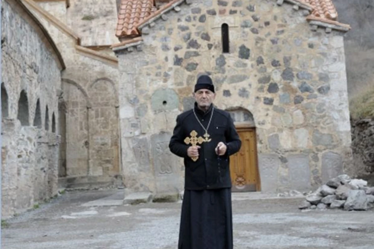 Xudavəngin vaizi ermənilərlə monastırda yaranmış mübahisə ilə bağlı AÇIQLAMA VERDI