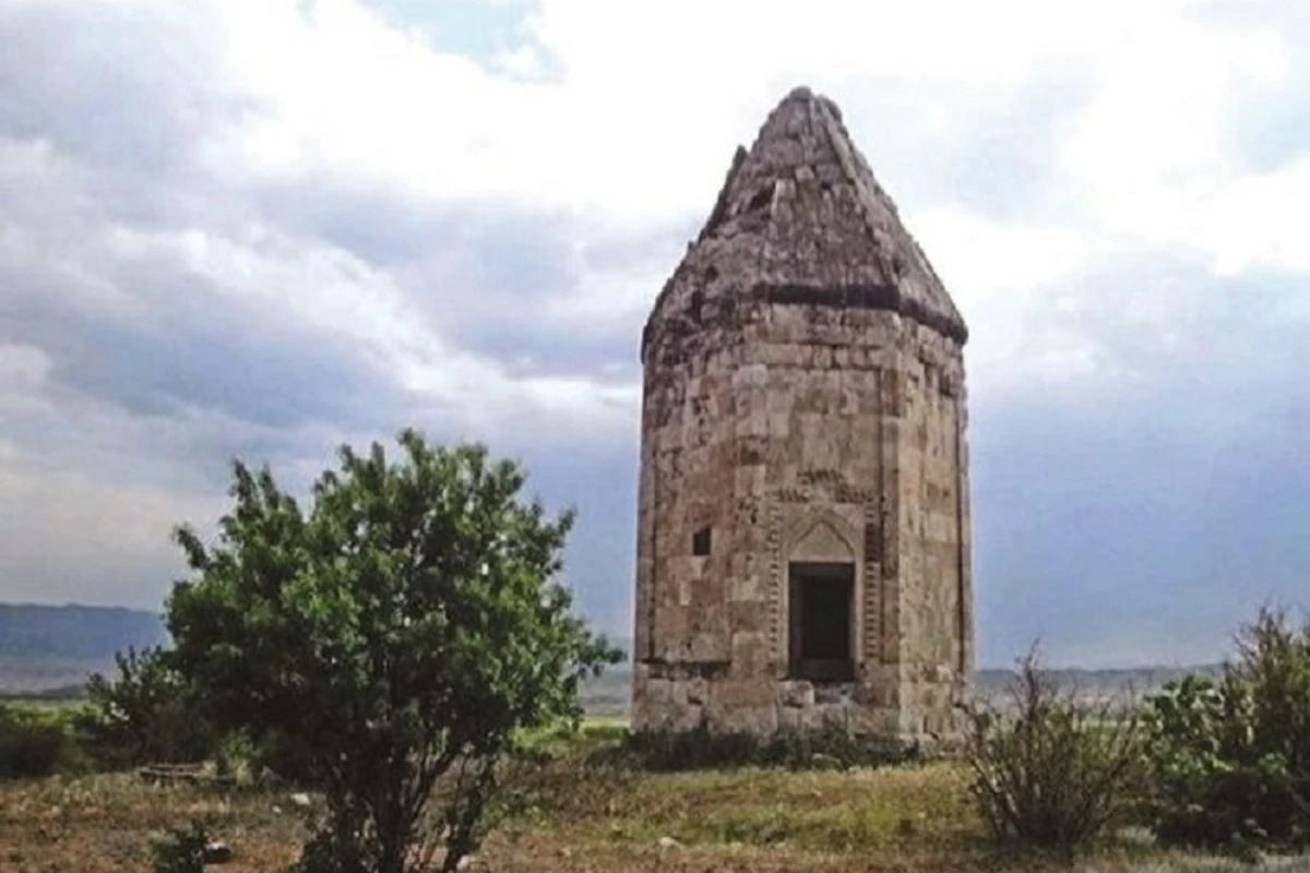 Zəngilana rayonun adı yazılmış yeni lövhə vuruldu - FOTO
