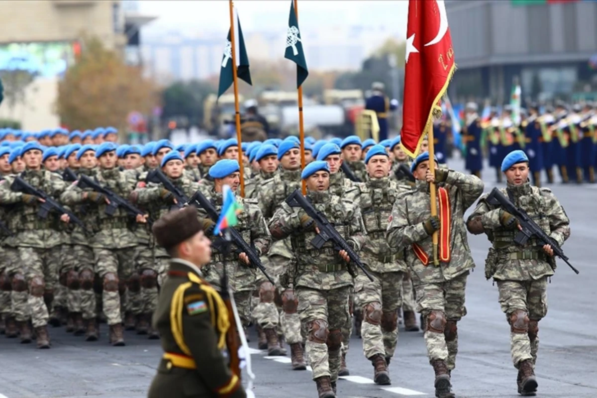 Стало известно, кто будет ведущим парада Победы - ФОТО