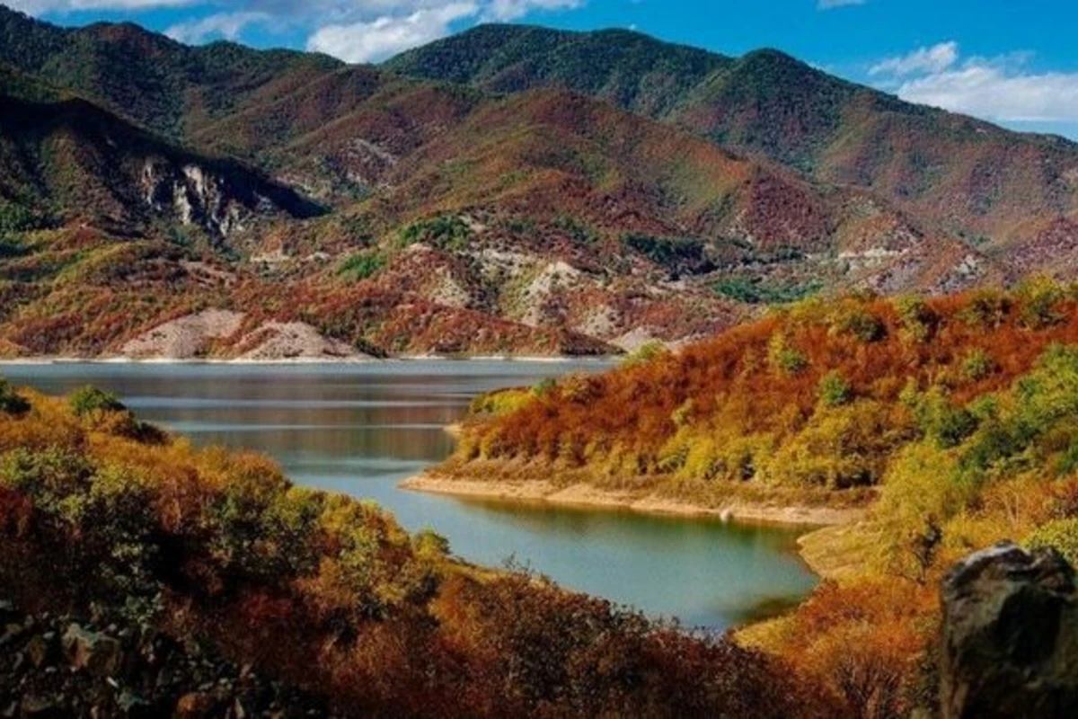 Suqovuşan və Talış kəndlərinə çəkilən yolun asfaltlanmasına başlanır