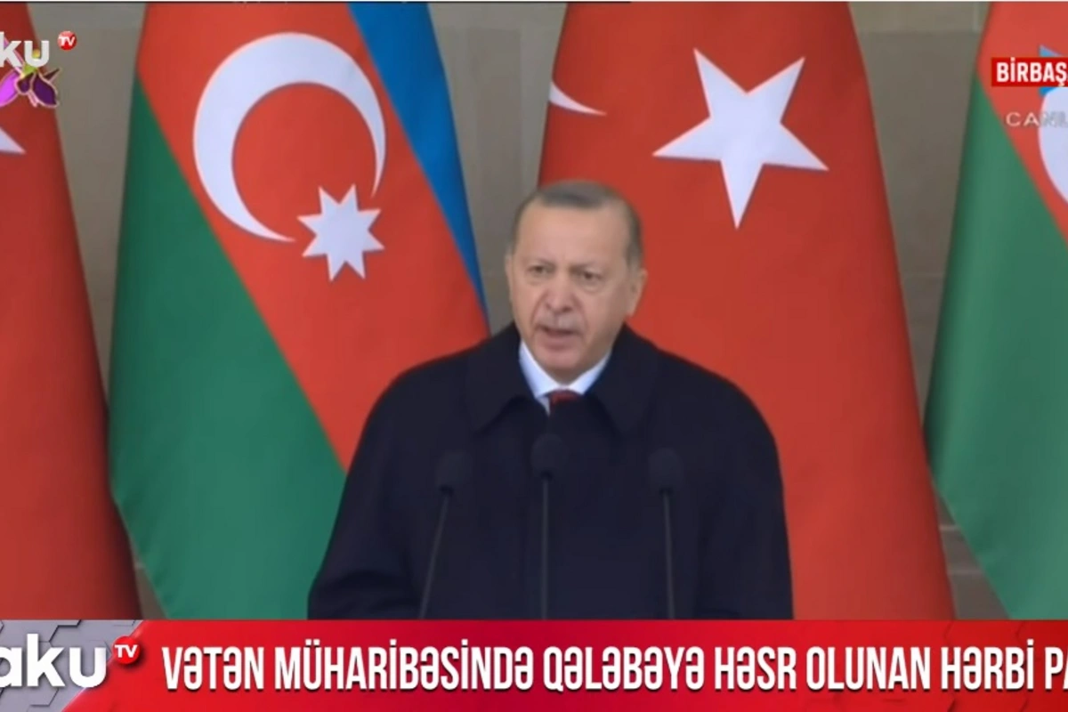 Ərdoğan: Zəfər Gününüzdə sizinlə bir yerdə olmaqdan xoşbəxtlik duyuruq