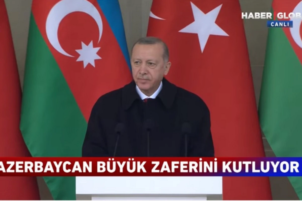 Türkiyə prezidenti tarixi paradda çıxış edib - VİDEO