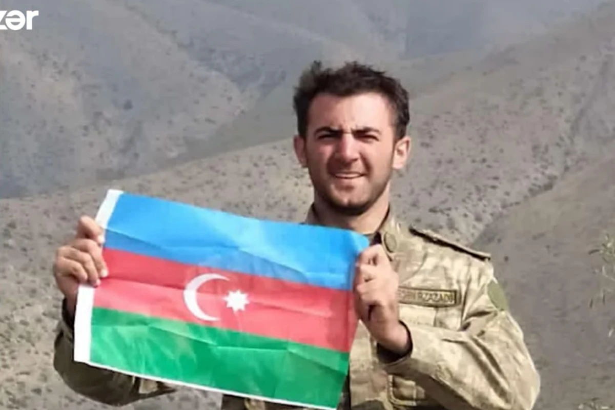 O, düşmənin xeyli sayda canlı qüvvəsini və texnikasını məhv edib - VİDEO