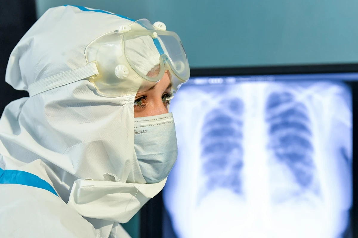 Buzlu şüşə diaqnozu qoyulan koronavirus xəstələri nə etməlidir? - Həkimdən açıqlama