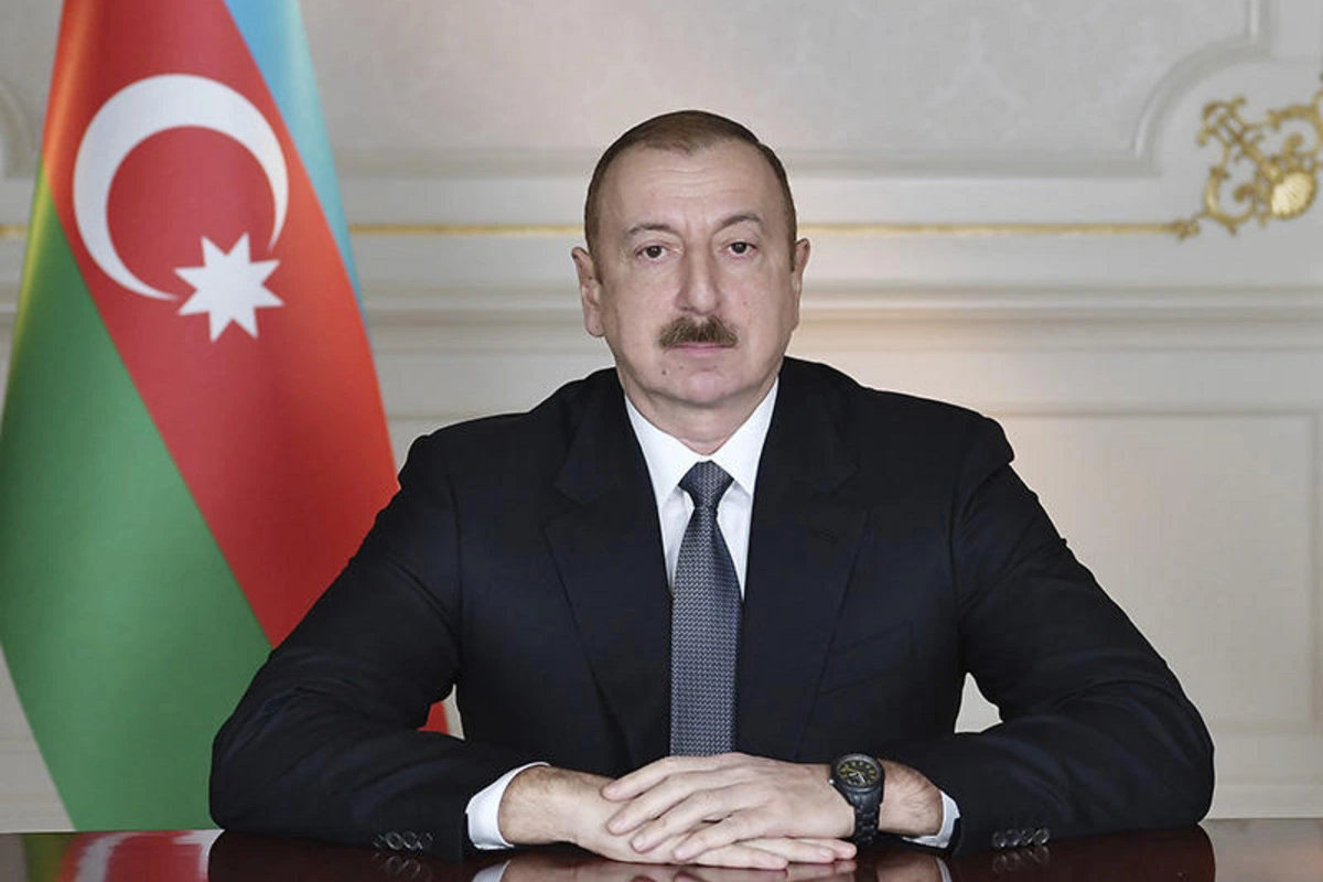 Prezidentə yazırlar: Qələbə həm də Azərbaycan xalqının özünəinamını və qalibiyyət hissini bərpa etdi