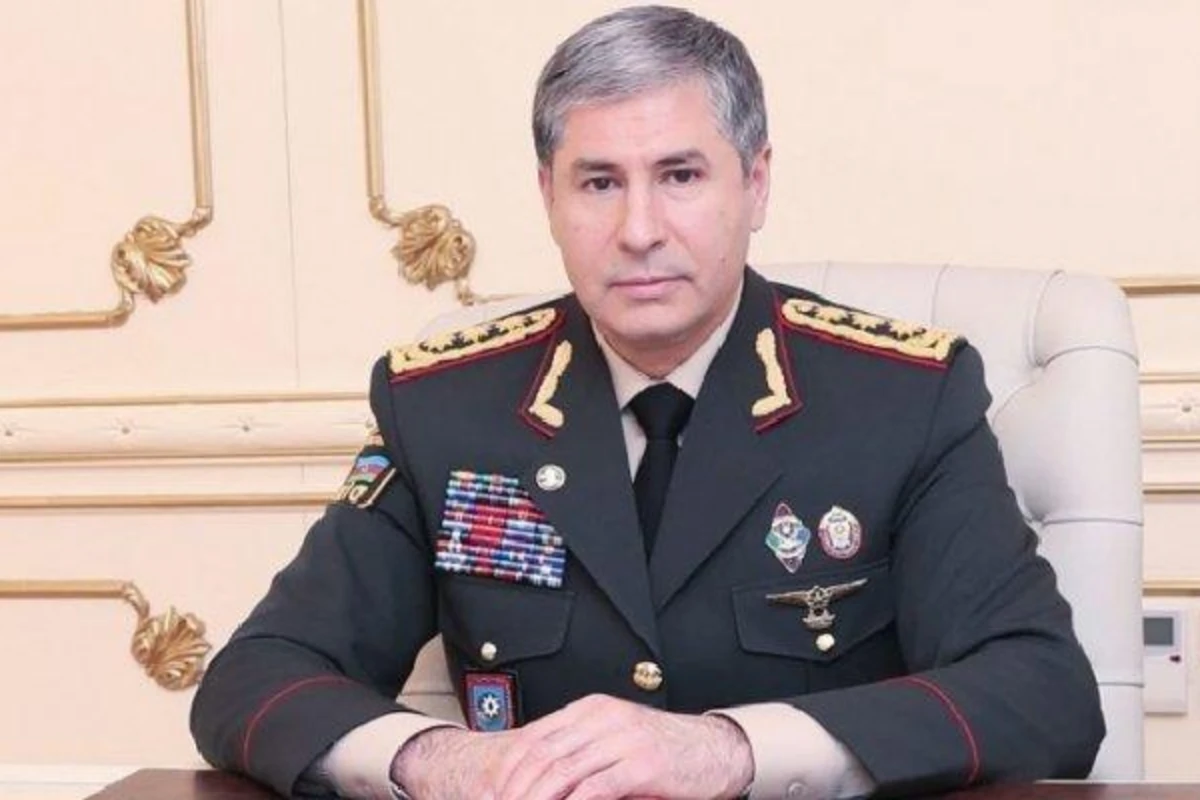Vilayət Eyvazov Cəmşid Hənifəyevi yeni vəzifəyə təyin etdi Vilayət Eyvazov Cəmşid Hənifəyevi yeni vəzifəyə təyin etdi