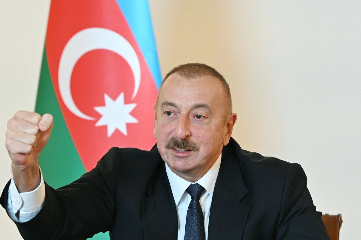 Prezidentə yazırlar: Bu Qələbə Sizin müdrik siyasətinizin, gecə-gündüz əzmlə çalışmağınızın nəticəsidir
