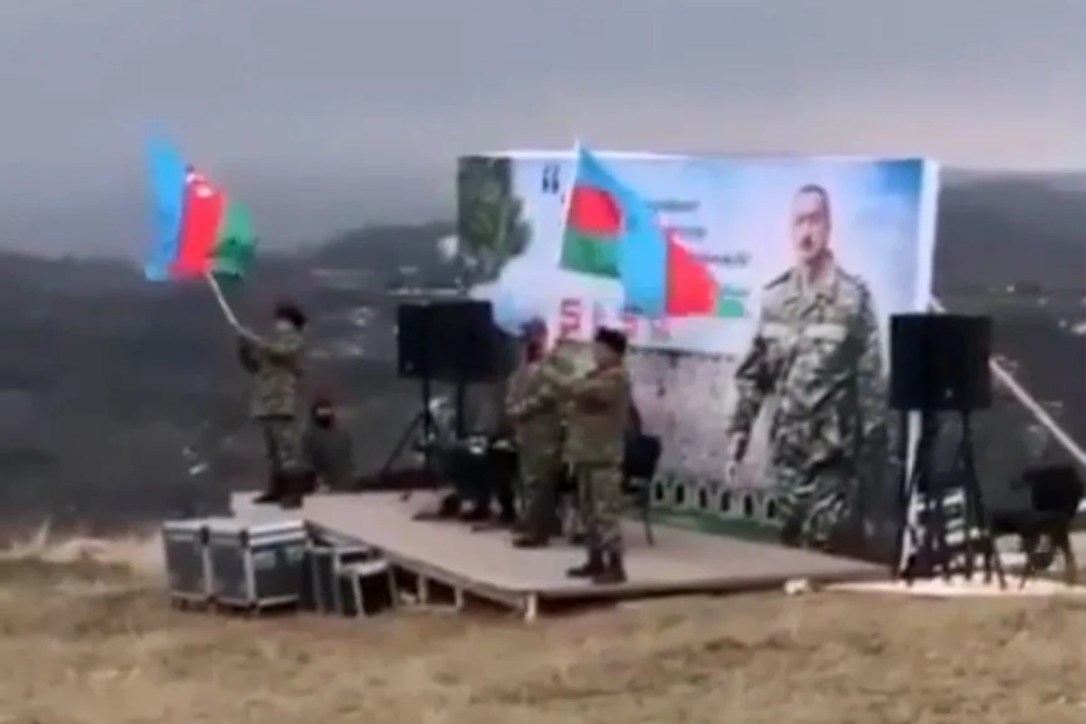 İllər sonra ilk dəfə Cıdır düzündə səhnə quruldu, Şuşada konsert verildi - VİDEO