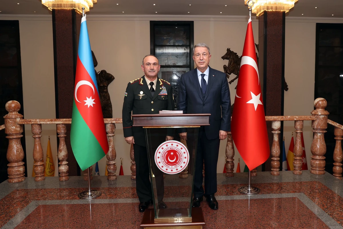 Kərəm Mustafayev Hulusi Akarla görüşdü - FOTO