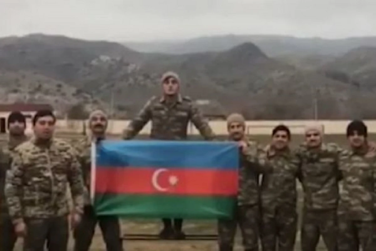 Əsgərlərimiz Prezidentin doğum gününü təbrik etdi - VİDEO