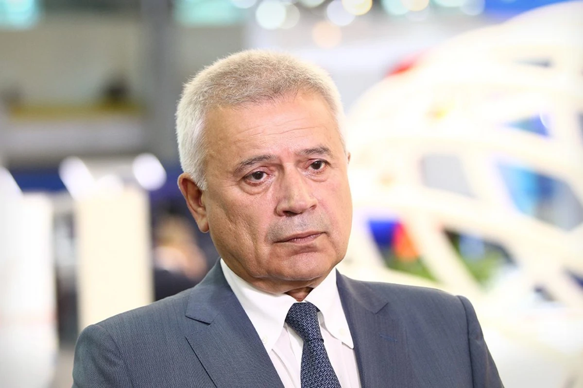 Vahid Ələkbərov İlham Əliyevi təbrik etdi