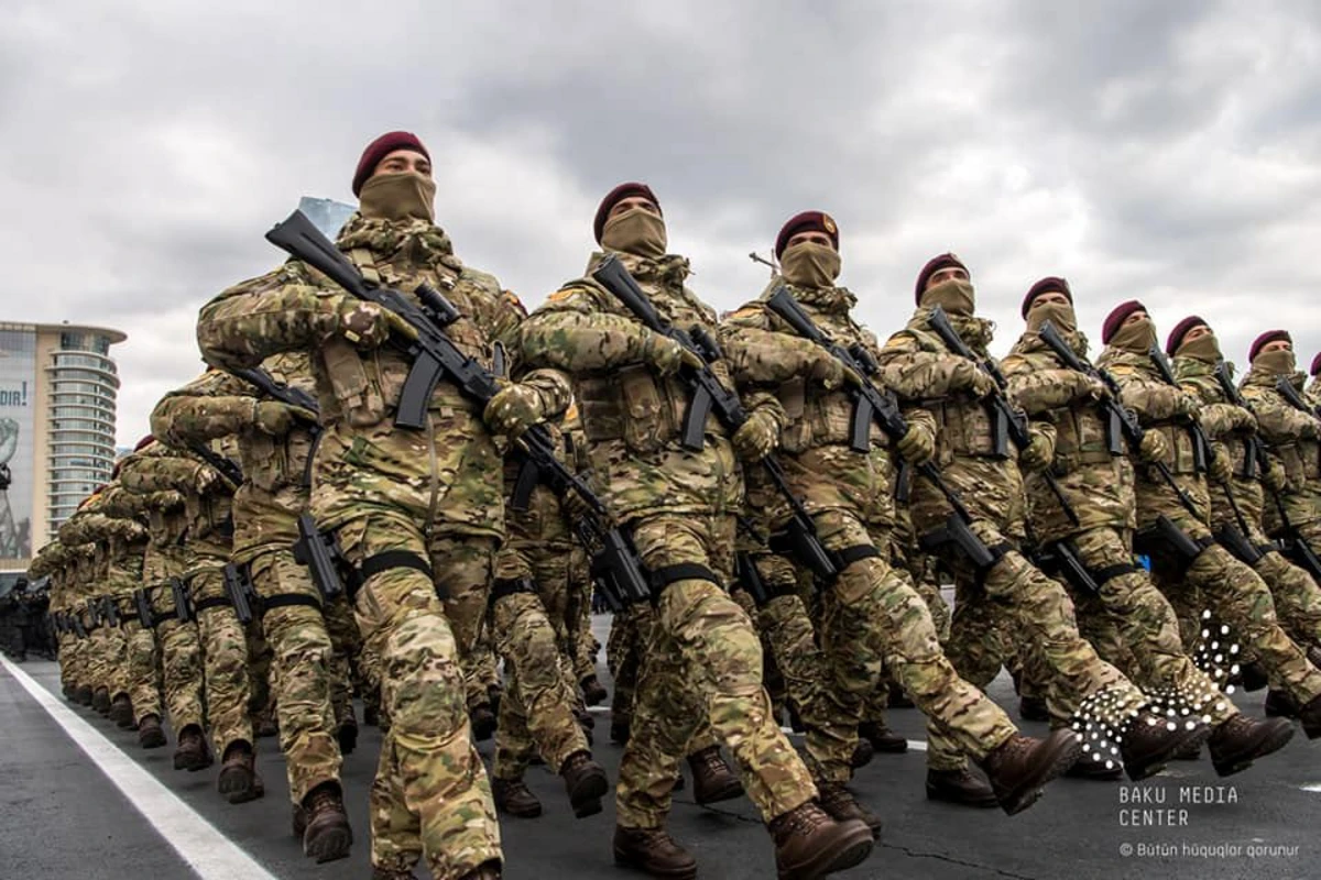 В Азербайджане ряду военнослужащих будет выдано социальное пособие